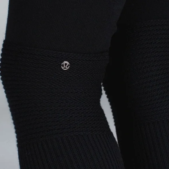 Lululemon Blissed Out Leg Warmers Black - Picture 5 of 10